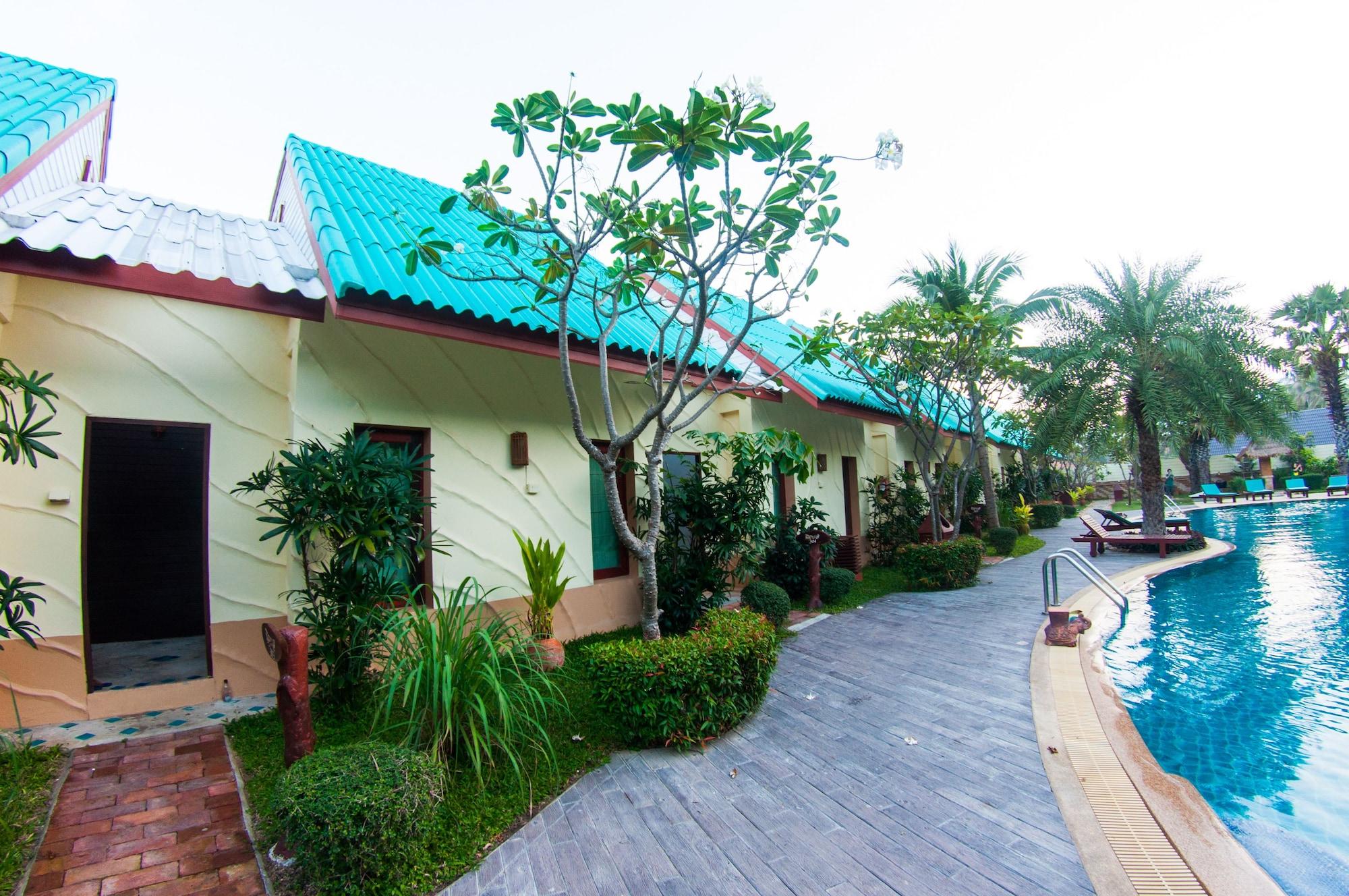 The Green Beach Resort Sam Roi Yot Bagian luar foto